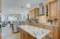 Hobe Sound Private Oasis with  pool on beautiful landscaped 1/2 acre