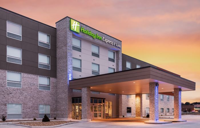 Holiday Inn Express & Suites WEST PLAINS SOUTHWEST by IHG