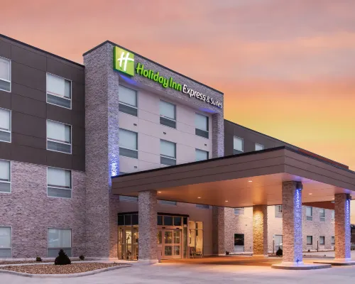 Holiday Inn Express & Suites WEST PLAINS SOUTHWEST by IHG Hotels in Howell County