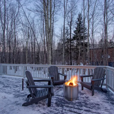 3-Bedroom 2 Bath Cozy Chalet 1 Mile From Mountain!