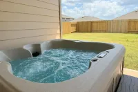 New 5br house with 4 king beds · Hot tub · Pets OK · Work space · 75" 4K TV