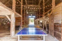 Charming Carriage House on Historic Scenic Farm