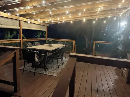 Charming 3-bedroom cottage in lovely Hammond with AC, WiFi Отели в г. Танджипахоа Пэриш