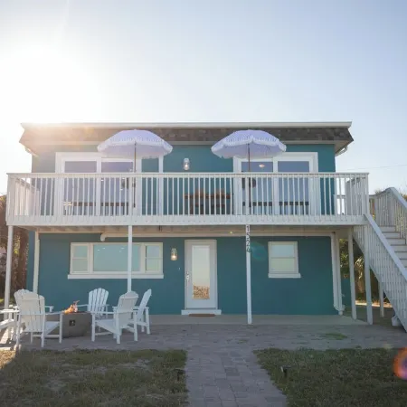 NEW! Sleeps 16 - Oceanfront Home- Flagler Beach