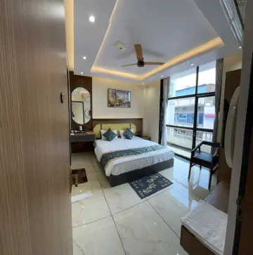 Hotel Shakuntla Palace