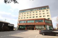 Chungju Grand Hotel Hotels near Muhak Market