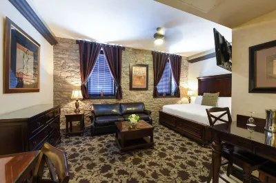 Stone Mill Inn Hotels near Jack Gatecliff Arena