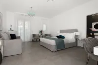 Riva Suites - Adults Only Hotels near Mykonos Old Port