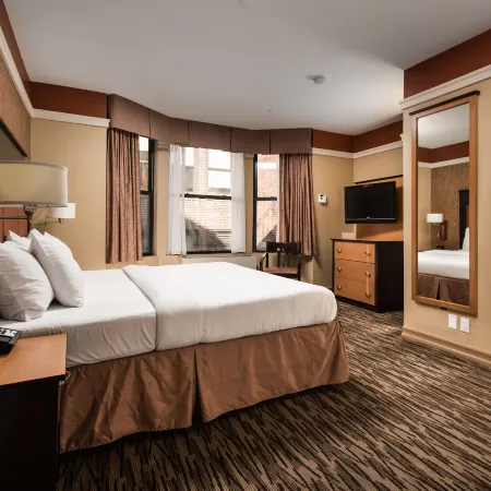 The Hotel at Fifth Avenue Отели рядом с достопримечательностью «Манхэттен»
