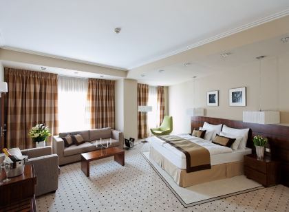 Capital Plaza Hotel