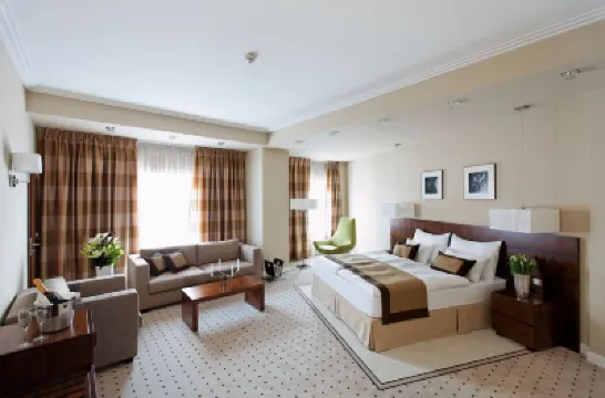 Capital Plaza Hotel โรงแรมในเมืองบูคาเรสต์