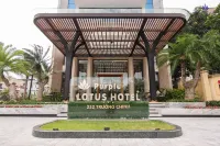 Purple Lotus Hotel Отели рядом с достопримечательностью «Chùa Thiên Bồng»
