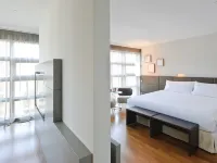 Hotel Reina Petronila Hotels near La Romareda