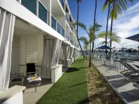 Marina del Rey Hotel - Balkoner