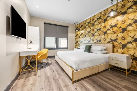 Hotel Epik Отели рядом с достопримечательностью «Tin How Temple»