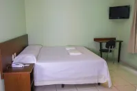 特立尼達廣場飯店