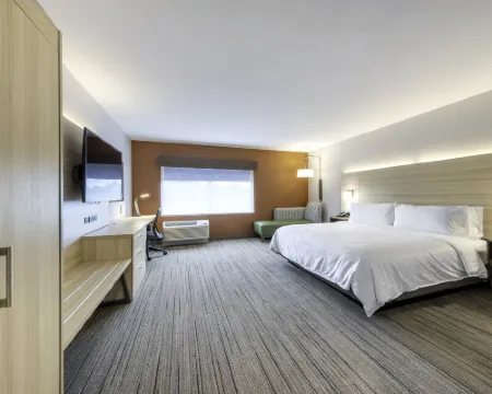 Holiday Inn Express & Suites STAUNTON by IHG Hotels in Augusta County