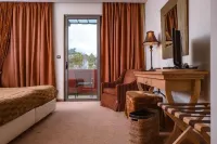 Mainalon Resort فنادق في Tripoli