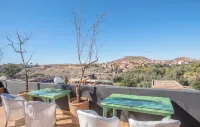 Piccolo Cycling Agafay Hotels in Lalla Takerkoust