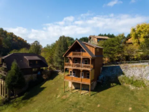 Rustic Mountain Retreat by Ghosal Luxury Lodging