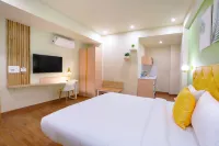 บลูมโฮเทล - เมดิคิตี้ คุรุคราม ใกล้โรงพยาบาลเมดานตา