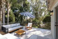 New Remodeled Home 5 Min Walk to Beach in Montecito, Spa, FirePit, BBQ. Miramar海灘附近的飯店
