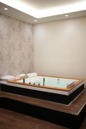 Re di Cuori Hotel Отели в г. Тора-э-Пиччилли