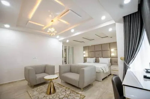 De Grand Hotel and Rooftop Hotels in Calabar