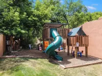 Town-N-Country Cottages Hotels in Manitou Springs