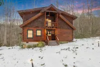 Hooks Haven 4 Bedroom Cabin Hotels in Sevier County