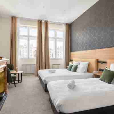 Le Phénix Hôtel Rooms