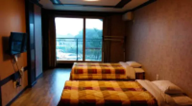 Jeju TS Youthhostel Resort Hotels in Hallasan National Park