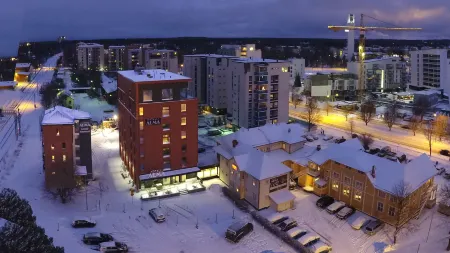 Hotelli-Ravintola Alma Отели рядом с достопримечательностью «Aalto Center of Seinajoki»