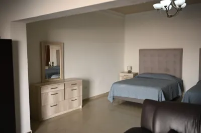 Room in Lodge - Spacious Apartment for 2 People