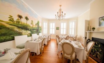 The Edenton Collection-Captain's Quarters Inn