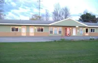 Tay Motel Hotels in Severn