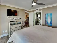 Edgewater #1402
