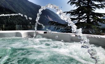 Ariston Lake View Hotel