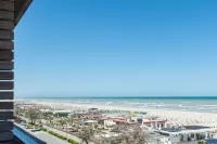 Kiss Beachfront Hotel & Restaurant - Sea View