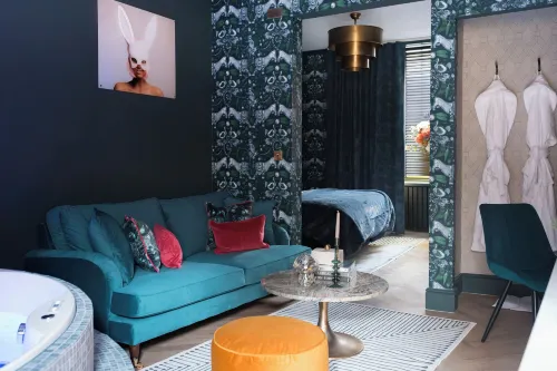 Secret Suites - 4-Star