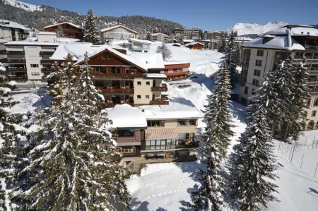 阿斯託里亞高級酒店