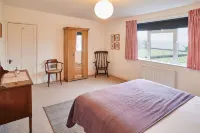 Host & Stay - Penrheol Farmhouse