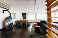 Le Dauphin St-Hyacinthe Hotels in Les Maskoutains