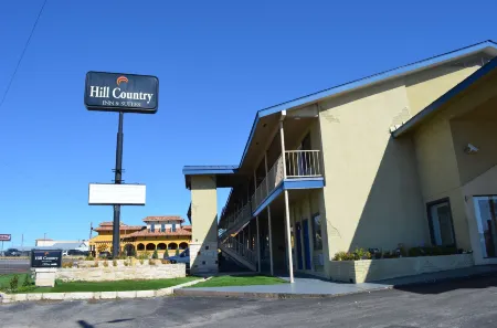 Hill Country Inn Отели в г. Марбл Фолс