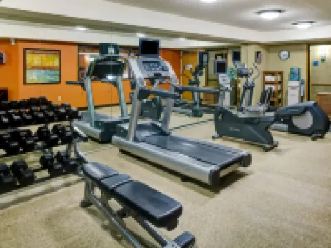 ホリデイ イン エクスプレス & スイーツ アトランタ バックヘッド by IHG アトランタのホテル