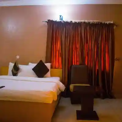 Esporta Suites - Agindingbi Rooms