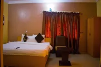 Esporta Suites - Agindingbi