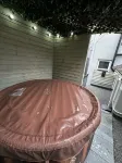 Albert Luxury Hottub & Jacuzzi Apartments - badewanne