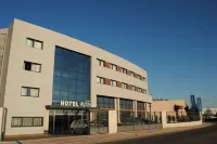Hotel Porcel Avant - Parkplatz
