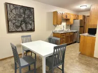 2-Bedroom Home in Reedsburg - 20Min from Wisconsin Dells - Across from Ramc Hotels in Reedsburg